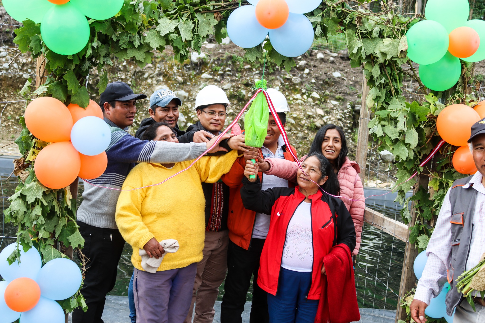 Inauguración del reservorio de Limonniccoc